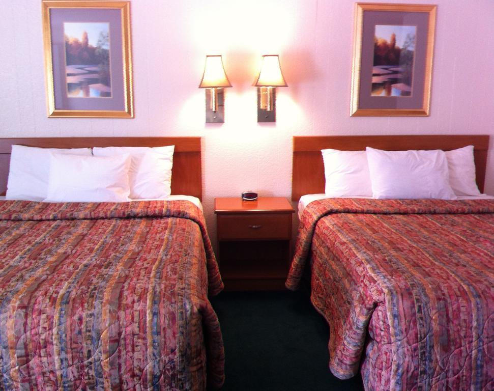 Legacy Inn Price Szoba fotó